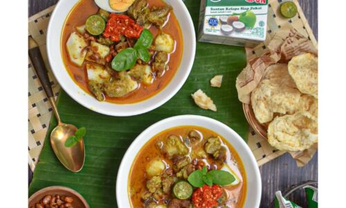 Bandung Curry Rice Cake