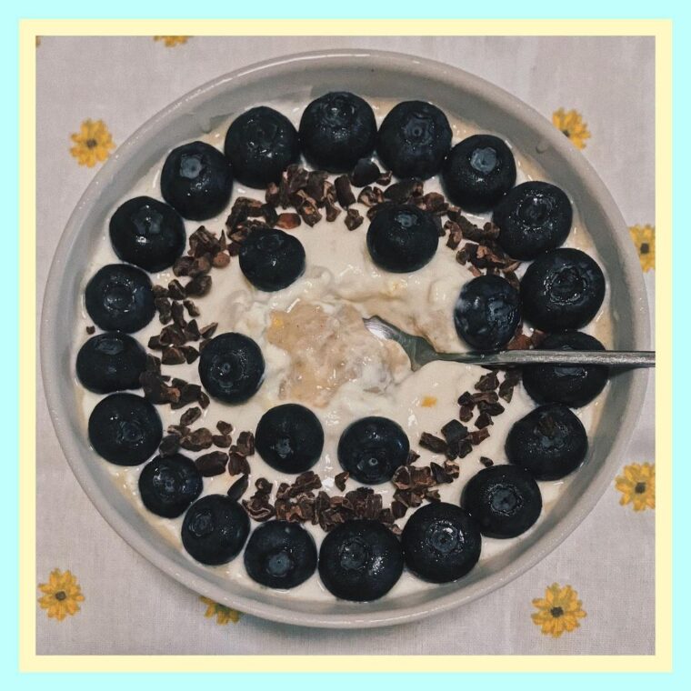 Blueberries & Lemon Chilled Oats