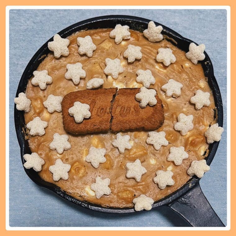 Pb & Biscoff Chessy Pie Cake