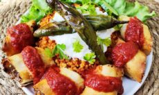 Beyti Kebab (Grilled Meat Wrapped In Flatbread)