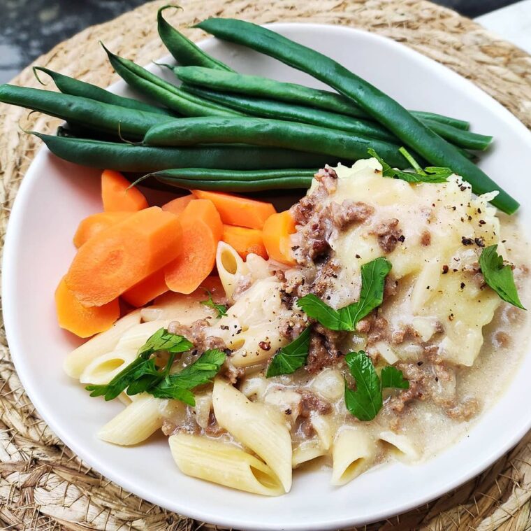 Hakklihakaste (Estonian Meat Sauce)