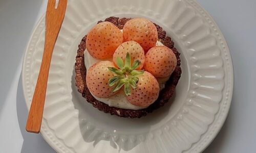Healthy Strawberry Cheesecake Tart -  dari Oat and Yogurt