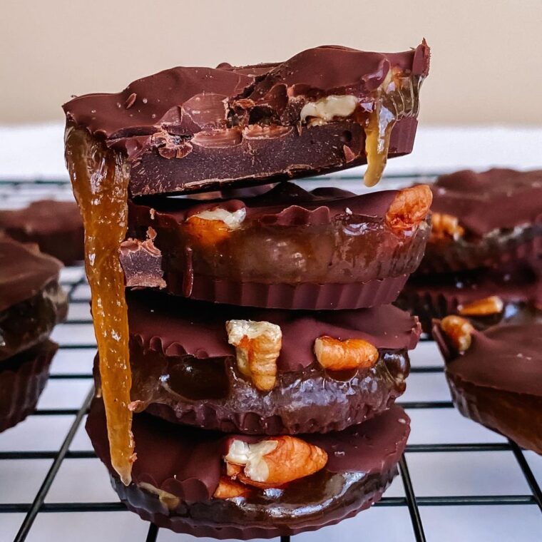 Homemade Chocolate Turtles