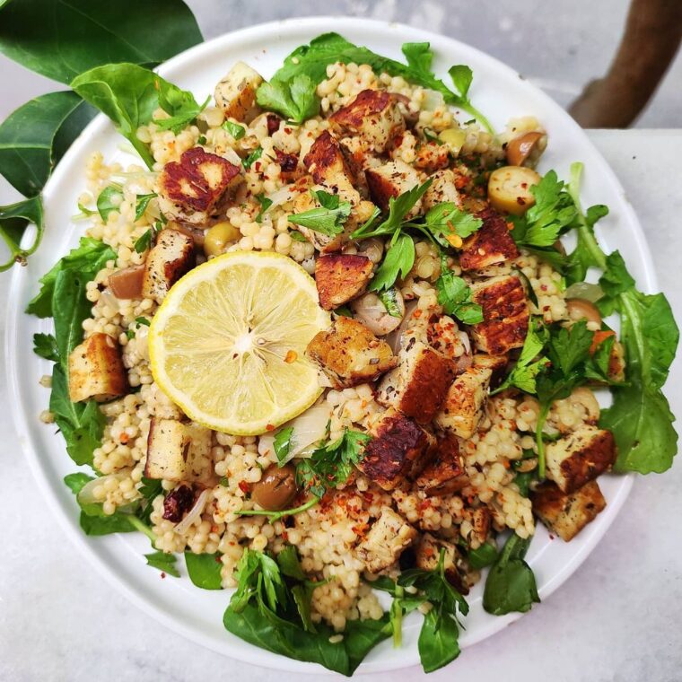 Mediterranean Couscous With Za’atar Crusted Halloumi