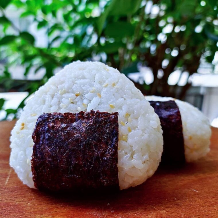 Onigiri (お握り)