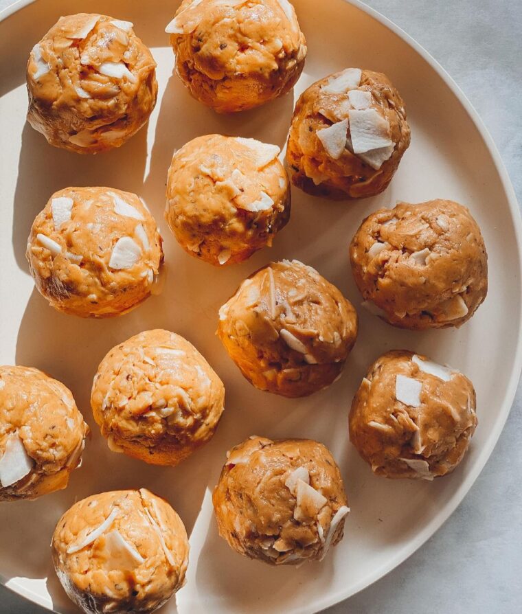 Peanut Butter Coconut Energy Balls