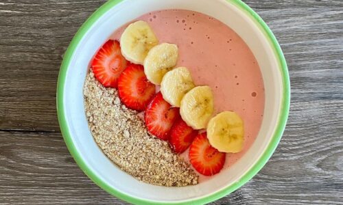 Pink Smoothie Bowl