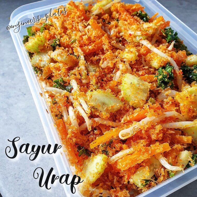 Sayur Urap (Vegetables With Spiced Shredded Coconut)