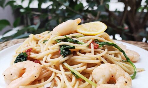Spaghetti Con Gamberetti E Rucola (Spaghetti With Prawns & Rocket)