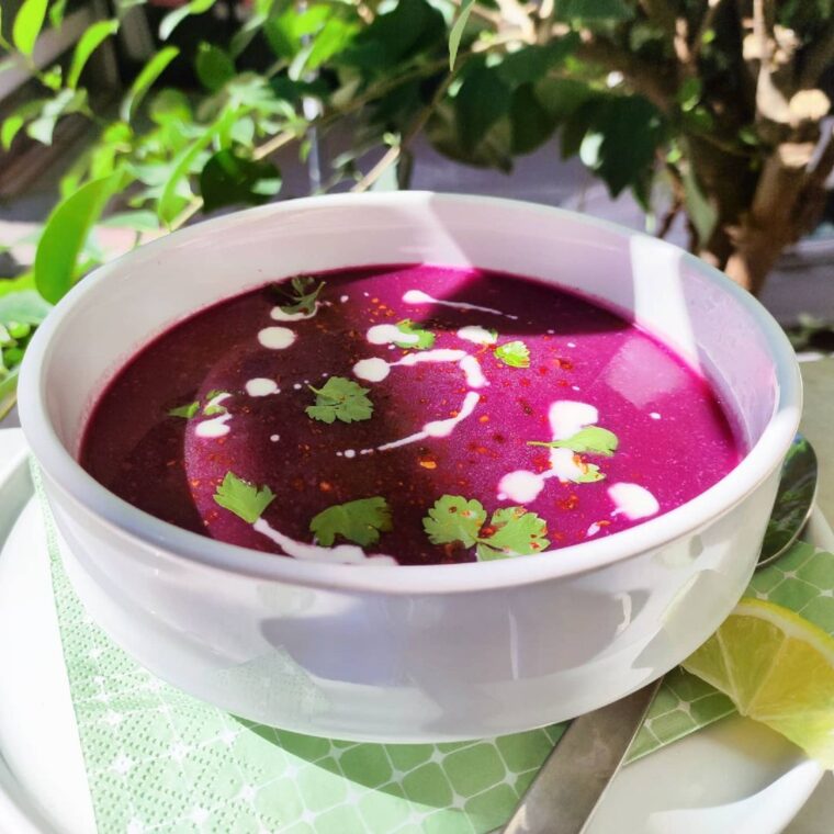 Spiced Purple Carrot Soup