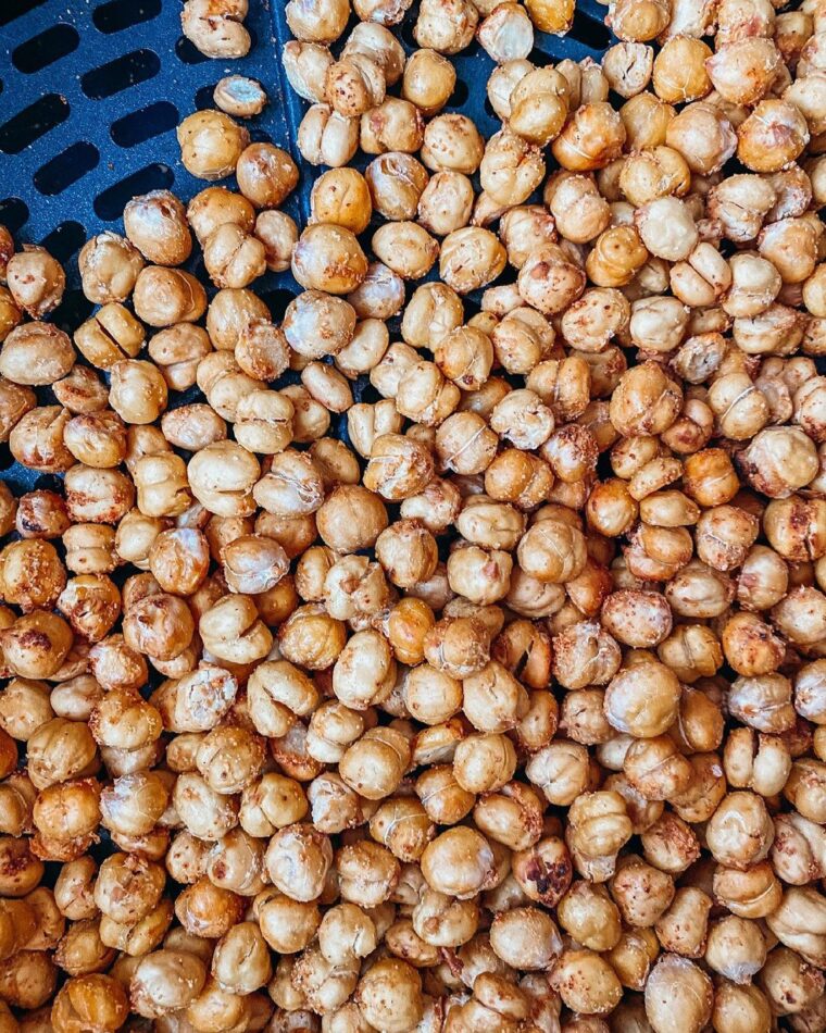 Spicy Roasted Chickpea Croutons