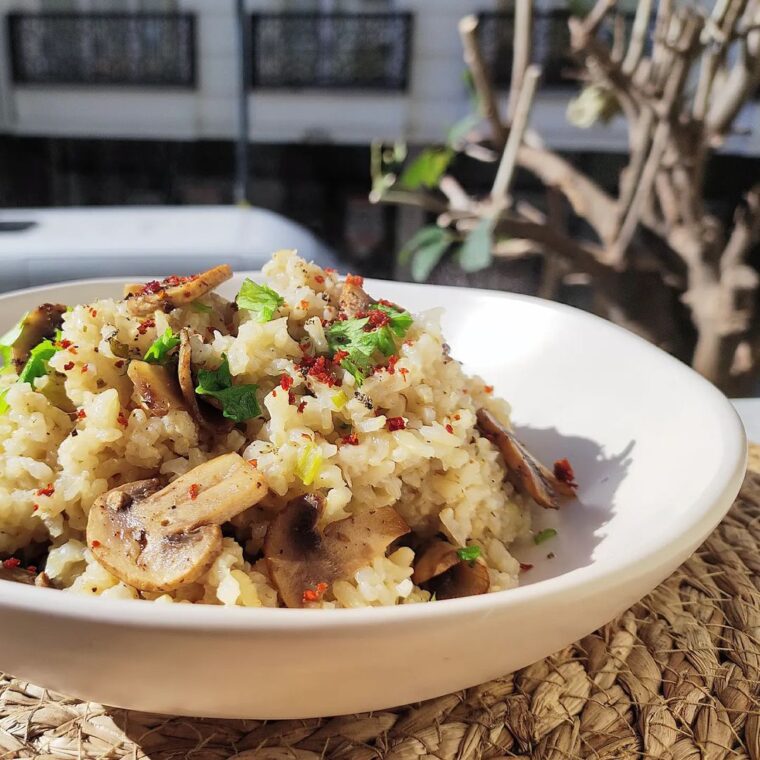 Toasted Brown Rice With Mushroom & Thyme