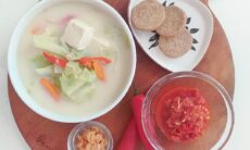 Tofu & Cabbage In Coconut Milk (Kobis Masak Lemak Putih)