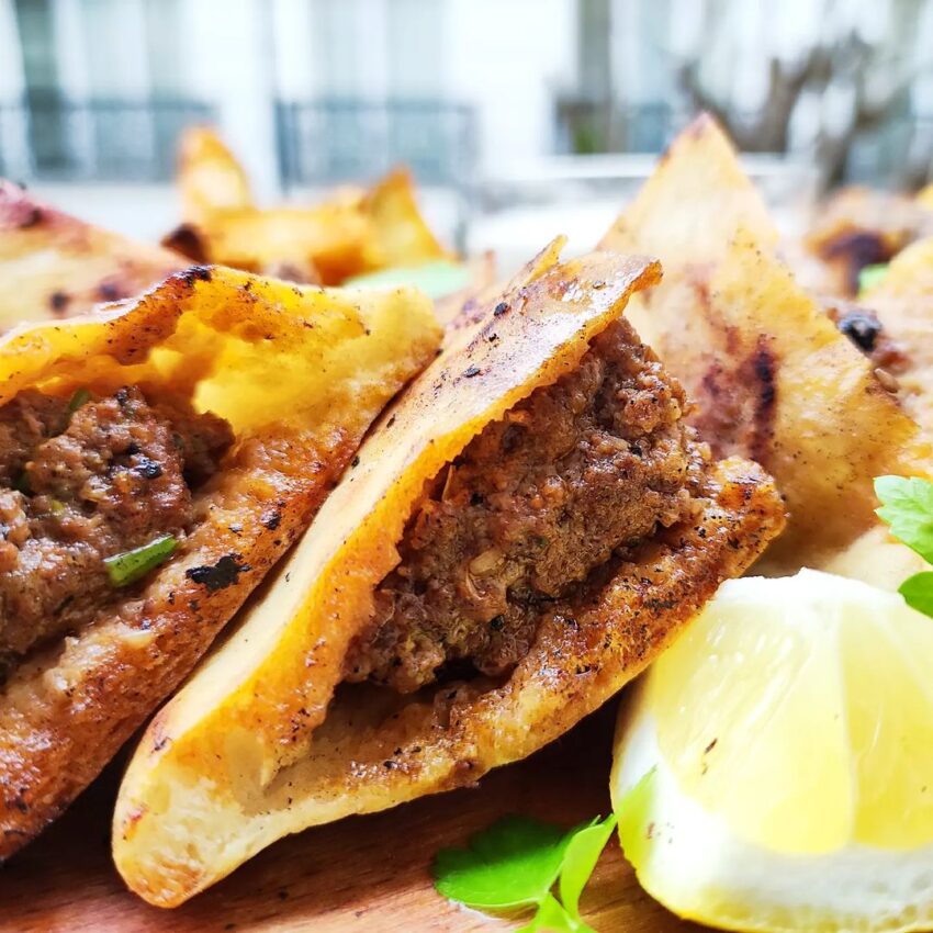 Arayes (Lebanese Meat Stuffed Pita) From @wondernonieskitchen ...