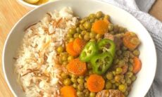 Bazella W’rizz (Green Pea Stew)