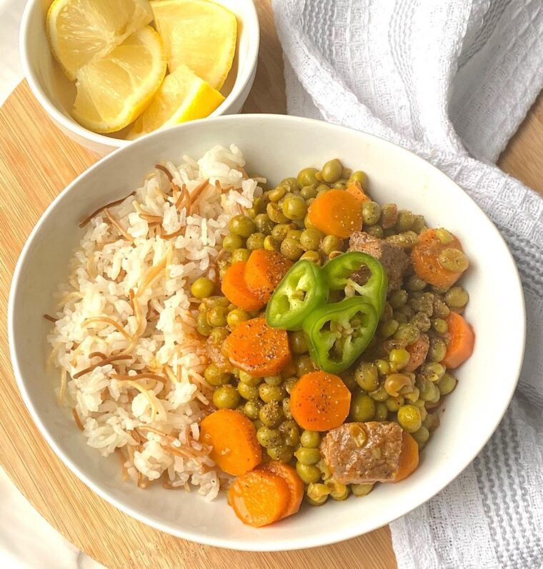 Bazella W’rizz (Green Pea Stew)