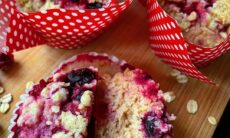 Berries Oat Muffins