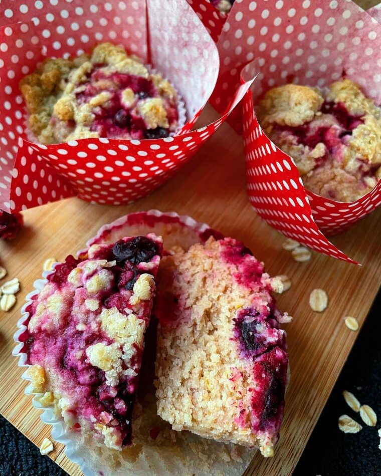 Berries Oat Muffins