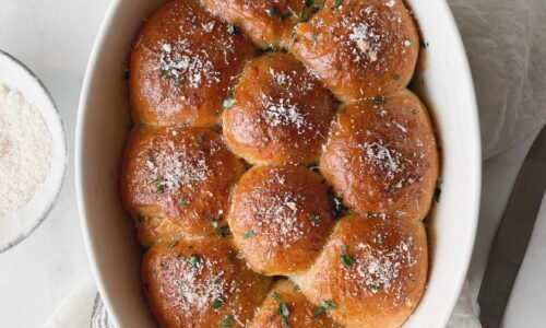 Bread Rolls With Garlic-butter Mix