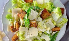 Caesar Salad With Homemade Croutons