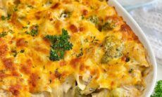 Cheesy Broccoli & Pasta Casserole