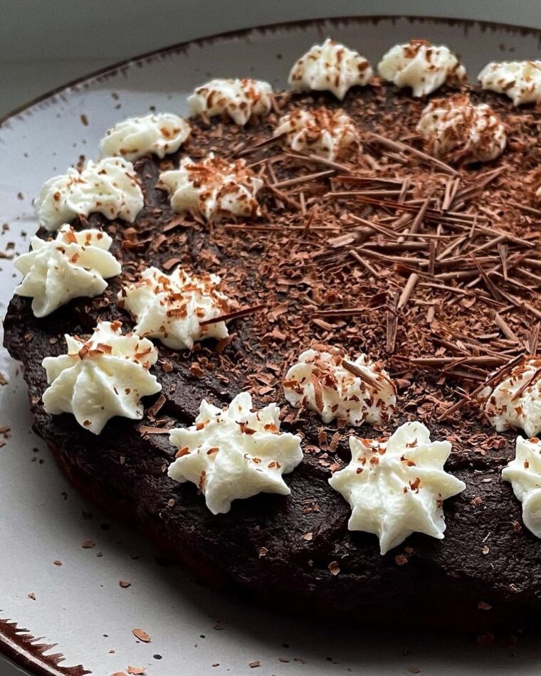 Chocolate Fudge Cake