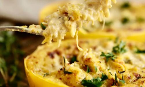Creamy Garlic Spaghetti Squash