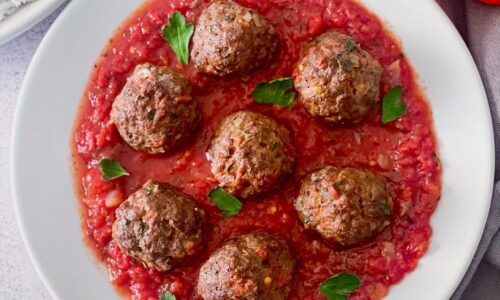 Daoud Basha – Lebanese Meatballs With A Rich Tomato Sauce