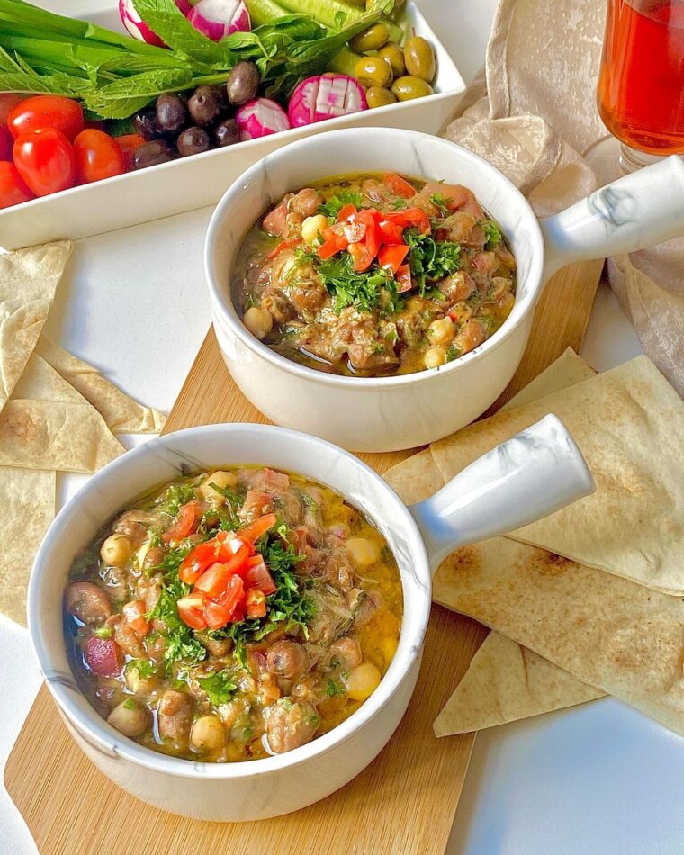 Foul M’damas (Fava Beans)