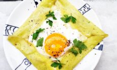 French Crêpe With Cheese & Egg