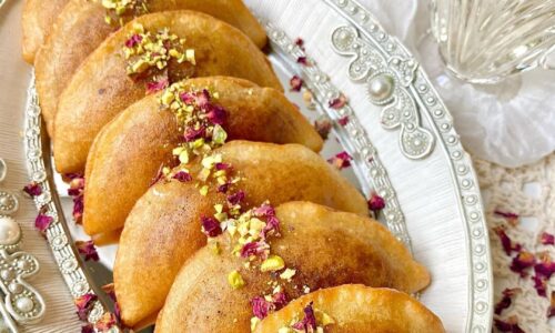 Fried Atayef (Pancakes Stuffed With Walnuts)