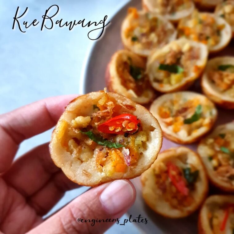 Kue Bawang (Onion Cake)