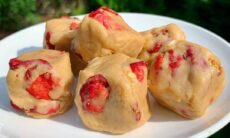 No-bake Pb And J Protein Bites