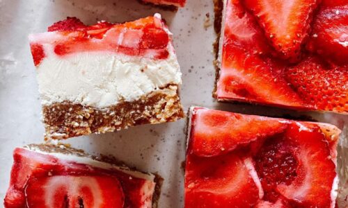 No-bake Strawberry “Cheese Cake” Bars