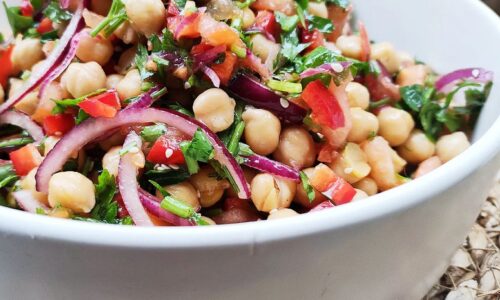 Nohut Salatası (Turkish Chickpea Salad)