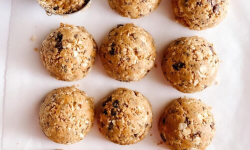Oatmeal Chocolate Chip Energy Bites