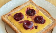 Protein Custard Toasts