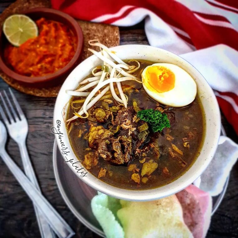 Rawon (Indonesian Black Beef Soup)