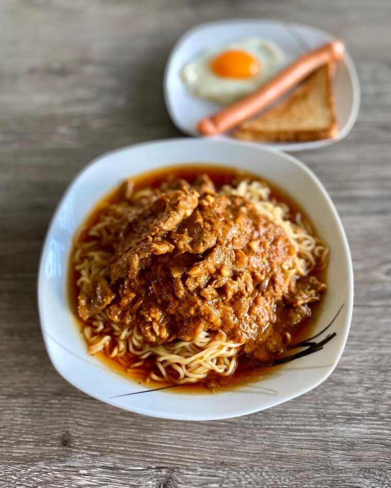 Satay Beef Noodles Soup