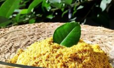 Serundeng Kelapa (Spiced Coconut Floss)