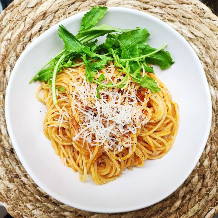 Spicy Roasted Red Pepper Pasta