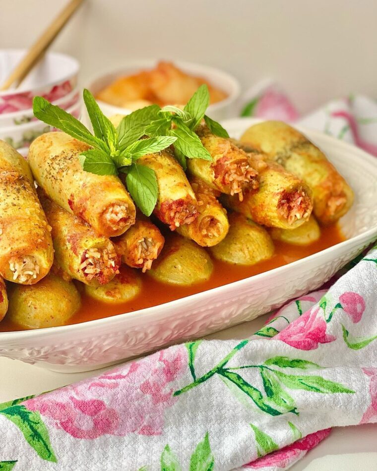 Stuffed Zucchini (Koussa Mihshi)