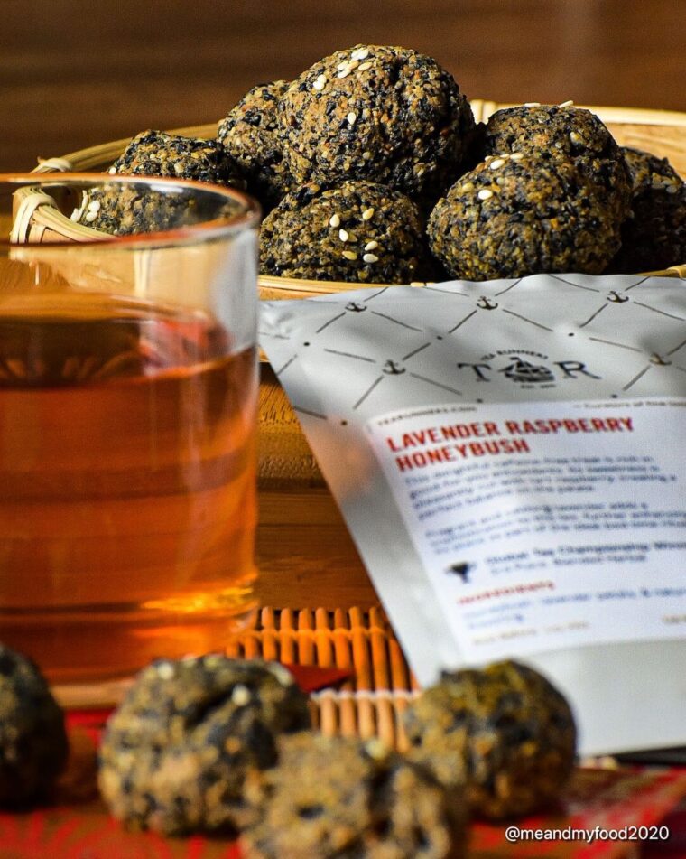 Sugar Free Sesame Cookies