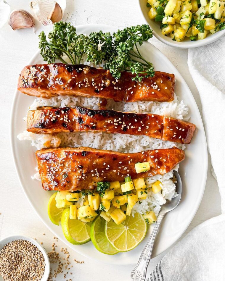 Teriyaki Salmon With Pineapple Salsa