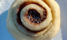 5 Ingredient Single Serve Cinnamon Roll