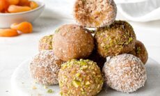 Apricot And Pistachio Bliss Balls