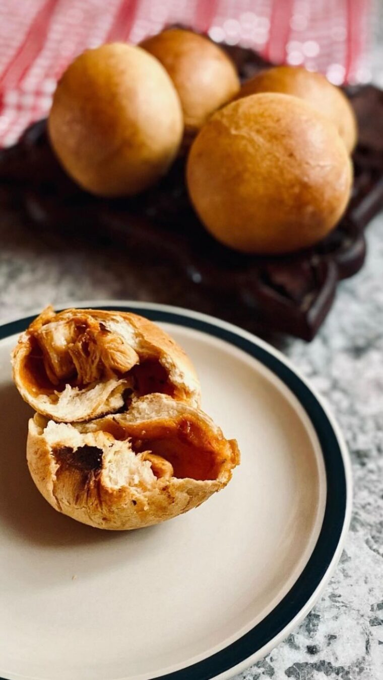 Chicken Tikka Buns (Stuffed)