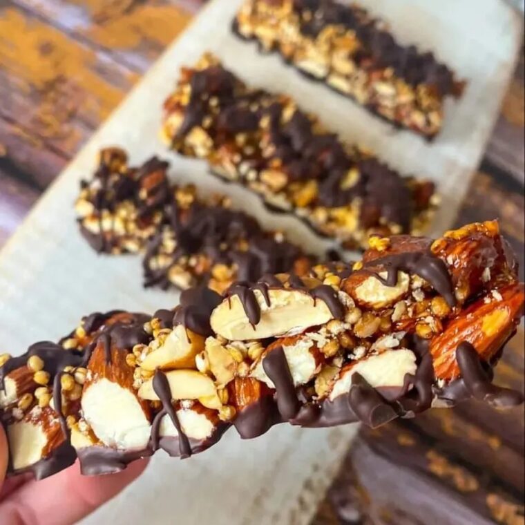 Dark Chocolate & Sea Salt Kind Bar