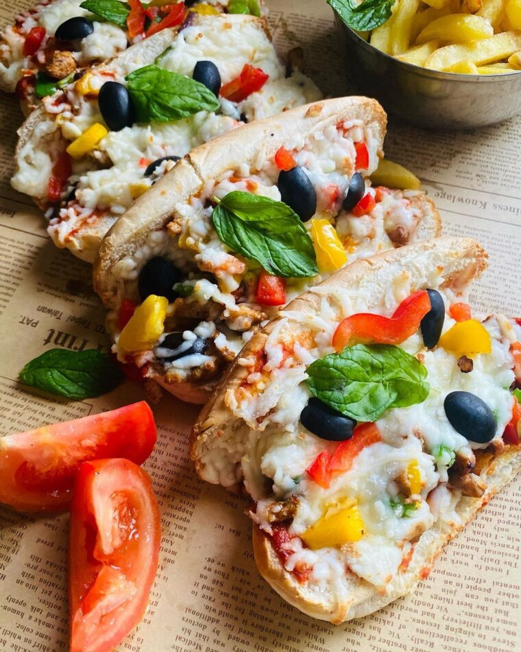 Easy Peasy Pizza Burgers