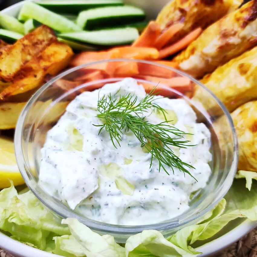 Haydari (Turkish Cheesy Yoghurt Dip) From @wondernonieskitchen ...